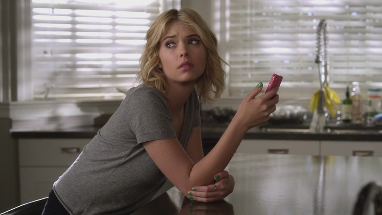 Pretty Little Liars — s03e05 — That Girl is Poison