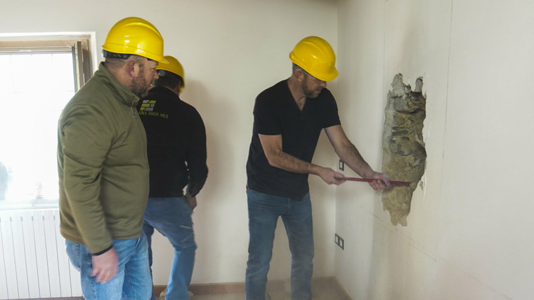 Fixer to Fabulous: Italiano — s01e02 — Stone House Surprises