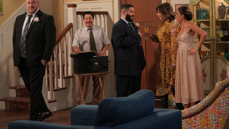 Вместе мы - ух, сила — s01e08 — Re-Wedding Crashers