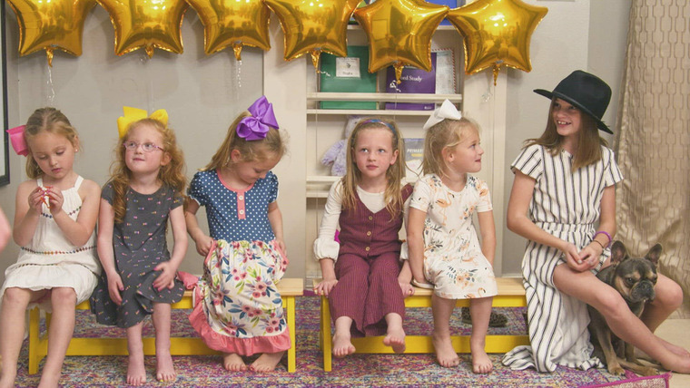 OutDaughtered — s08 special-4 — The Busby Awards Show