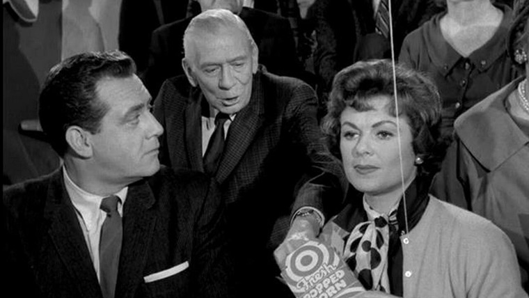 Perry Mason — s04e07 — The Case of the Clumsy Clown