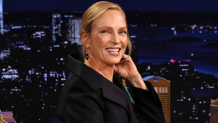 Ночное шоу с Джимми Фэллоном — s2025e78 — Uma Thurman, Lee Byung-hun, HAIM