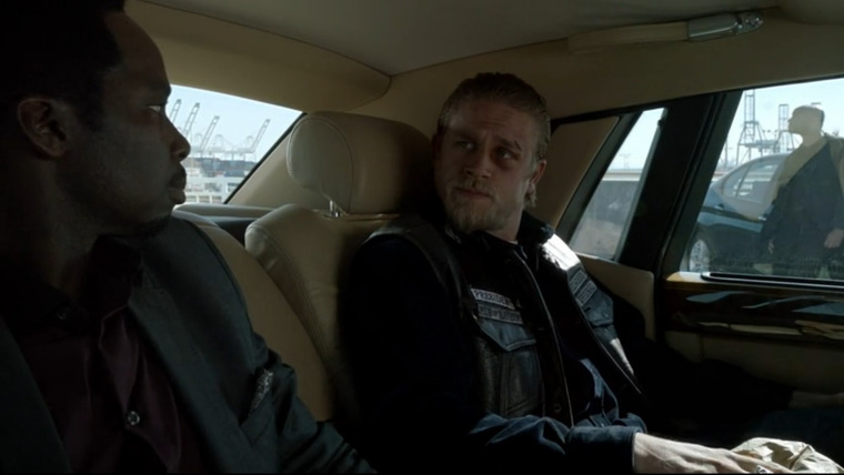 Sons of Anarchy — s05e06 — Small World