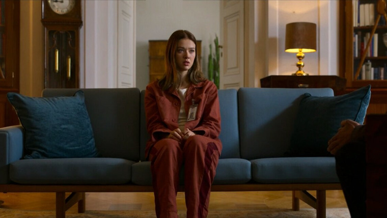 Падшие — s01e01 — Sword and Cross