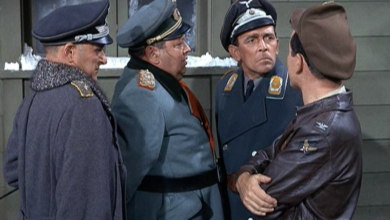 Hogan's Heroes — s01e23 — The 43rd, a Moving Story