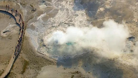 Yellowstone Live — s02e04 — Land of Fire and Ice