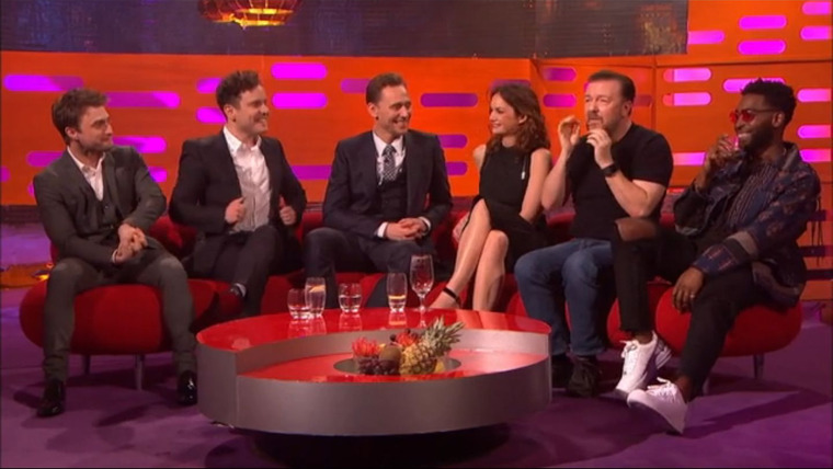 Шоу Грэма Нортона — s20e18 — Tom Hiddleston, Ruth Wilson, Ricky Gervais, Daniel Radcliffe, Joshua McGuire, Tinie Tempah