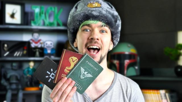 Jacksepticeye — s05e280 — OPENING YOUR GIFTS! #3