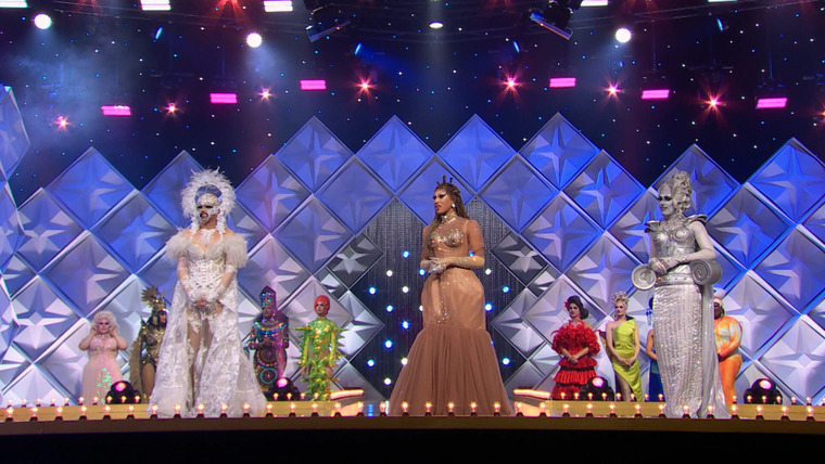 Canada's Drag Race — s02e10 — Queen of the North