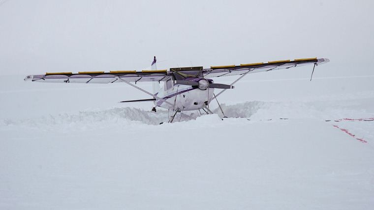 Ice Airport Alaska — s03e06 — Arctic Airlift
