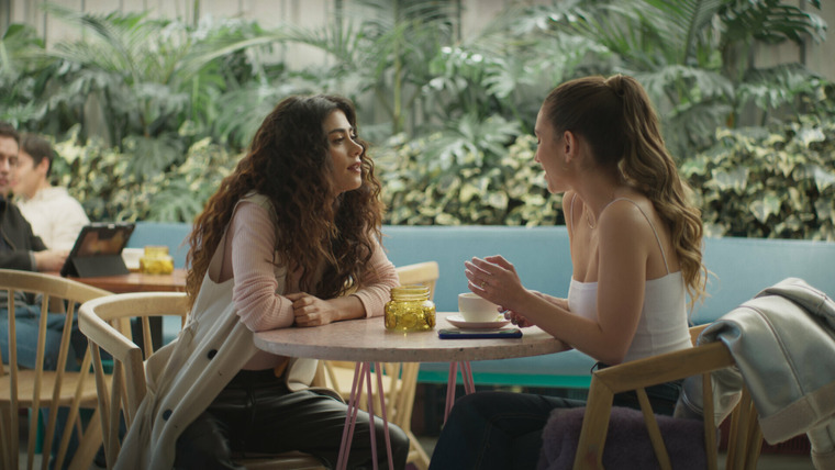 Romina Poderosa — s01e14 — Romina descubre un secreto sobre Laura que la deja impactada