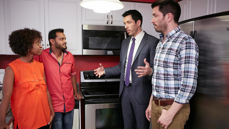 Property Brothers: Buying + Selling — s04e11 — This Couple is Not on the Same Page When It Comes to Finding a New Home