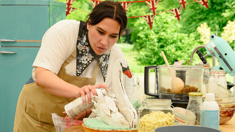 Лучший пекарь Британии — s16e06 — Pastry Week