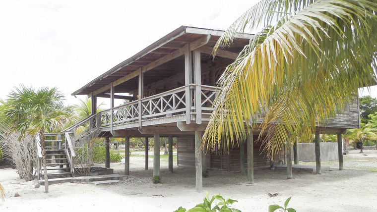 Caribbean Life — s07e04 — Homegrown Living on Utila