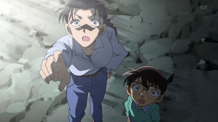 Детектив Конан — s2011e10 — Inubushi Castle, The Ablazed Demon Dog (Will-o'-The-Wisp Chapter)