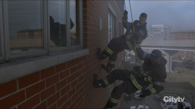Chicago Fire — s08e07 — Welcome to Crazytown