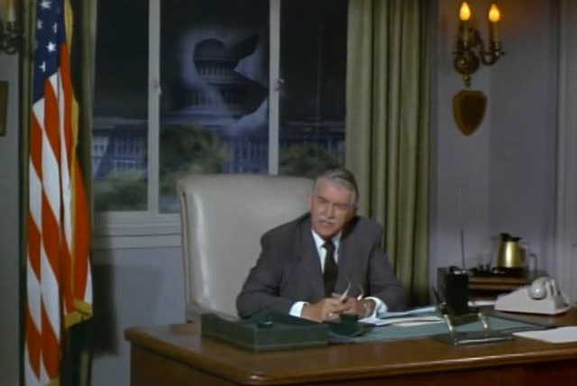 Green Acres — s05e21 — The Case of the Hooterville Refund Fraud