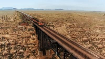 Инженерия невозможного — s06e02 — The Trains That Built America