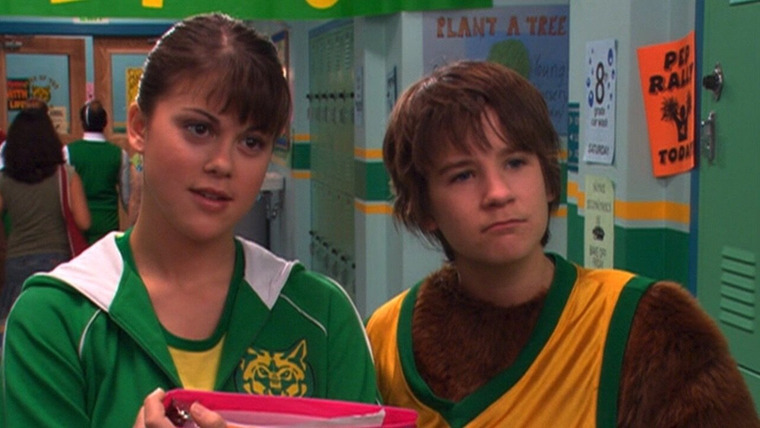 Ned's Declassified School Survival Guide — s02e02 — Guide to: Pep Rallies & Lunch