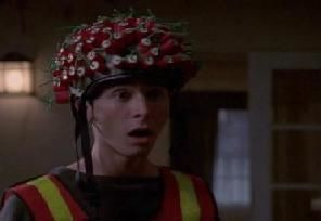 Malcolm in the Middle — s06e08 — Lois Battles Jamie
