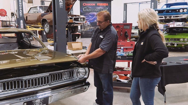 Graveyard Carz — s10e04 — It's a Duster Buster