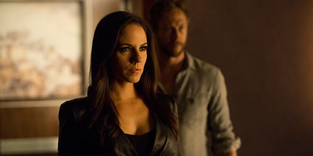 Lost Girl — s05e13 — Family Portrait