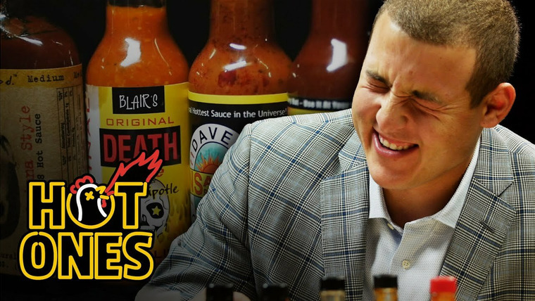 Горячие — s01e02 — Anthony Rizzo on Chicago Cubs Rivalries & Baseball Superstitions While Eating Spicy Wings