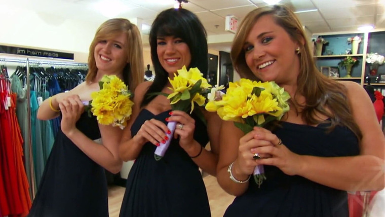 Say Yes to the Dress: Bridesmaids — s03e12 — Mama-in-Law Knows Best