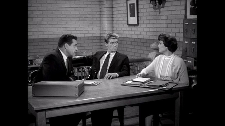 Perry Mason — s03e24 — The Case of the Ominous Outcast
