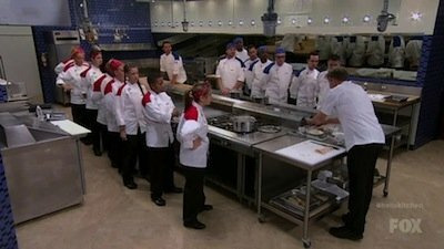Hell's Kitchen — s13e02 — 17 Chefs Compete