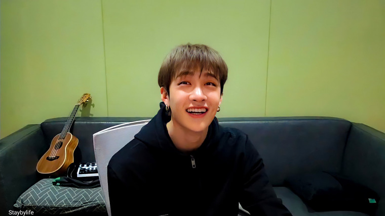 Stray Kids — s2021e251 — [Live] Chan's Room 🐺 Episode 132