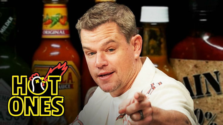 Горячие — s15e11 — Matt Damon Sweats From His Scalp While Eating Spicy Wings