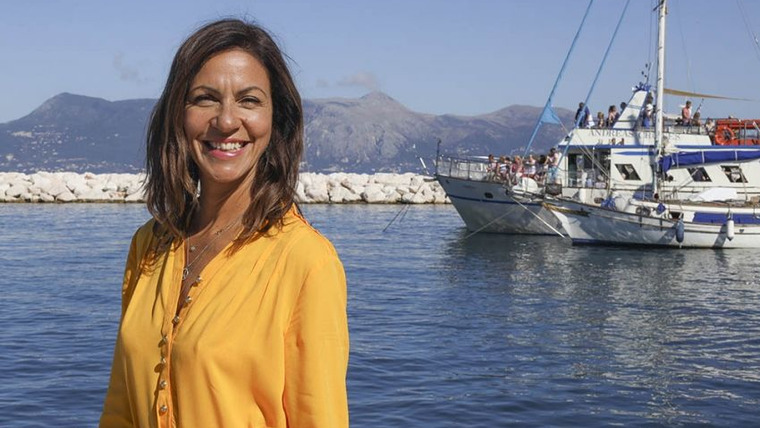 The Greek Islands with Julia Bradbury — s01e02 — Corfu