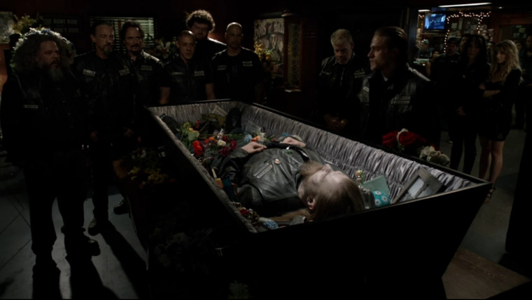 Sons of Anarchy — s05e04 — Stolen Huffy