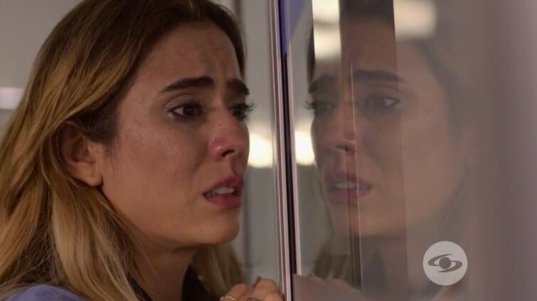 Королева флоу — s02e23 — Juancho estalla por el beso entre Charly y Yeimy