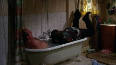 Mike & Molly — s03e02 — Vince Takes a Bath