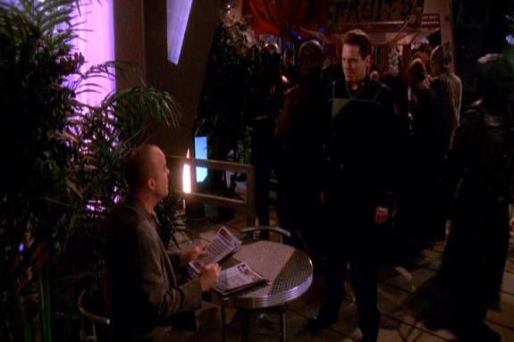 Babylon 5 — s04e12 — Conflicts of Interest
