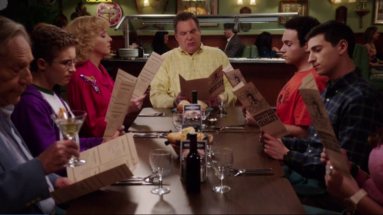 The Goldbergs — s05e12 — Dinner with the Goldbergs