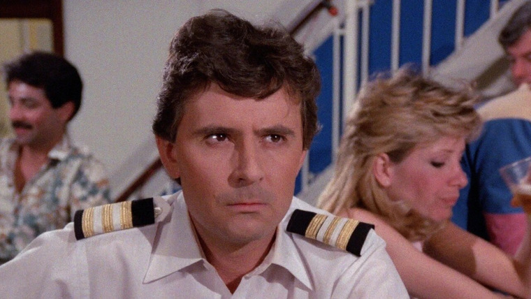 The Love Boat — s09e09 — Roommates / Heartbreaker / Out of the Blue