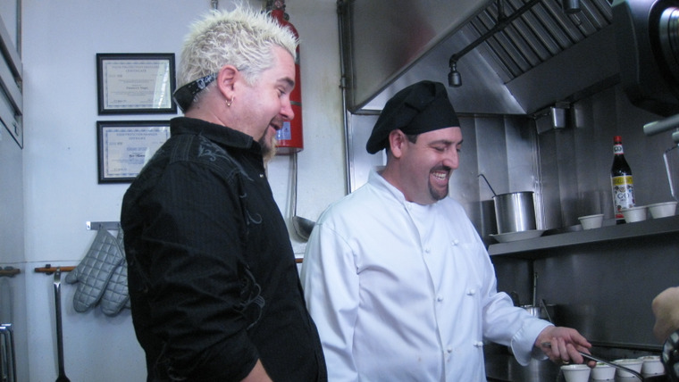 Diners, Drive-Ins and Dives — s2010e13 — Globetrottin'