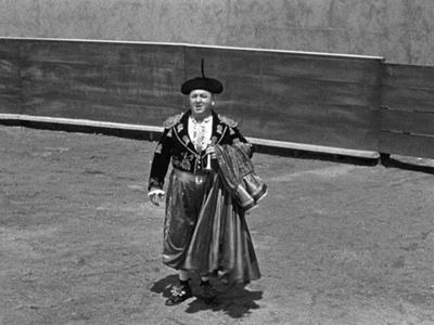 The Three Stooges — s09e03 — What's the Matador?