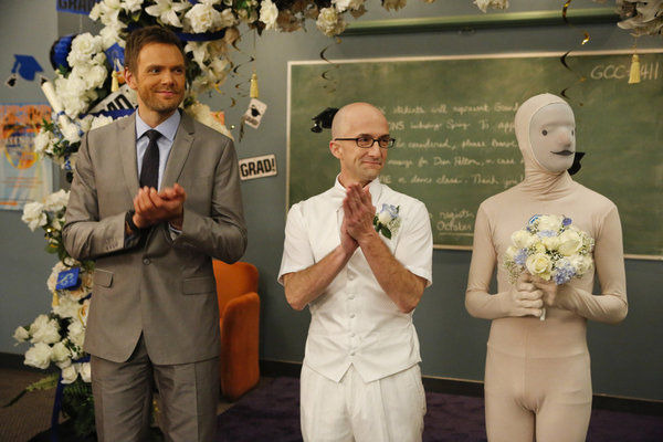 Community — s04e13 — Advanced Introduction to Finality