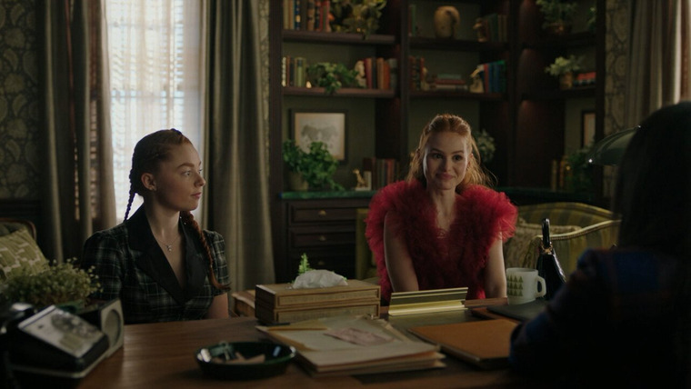 Riverdale — s06e07 — Chapter One Hundred and Two: Death at a Funeral