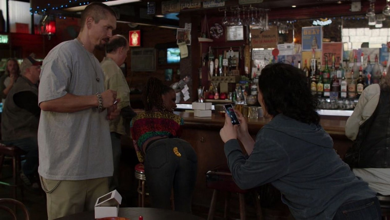 Shameless — s10e08 — Debbie Might Be a Prostitute