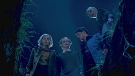 Chilling Adventures of Sabrina — s01e08 — Chapter Eight: The Burial