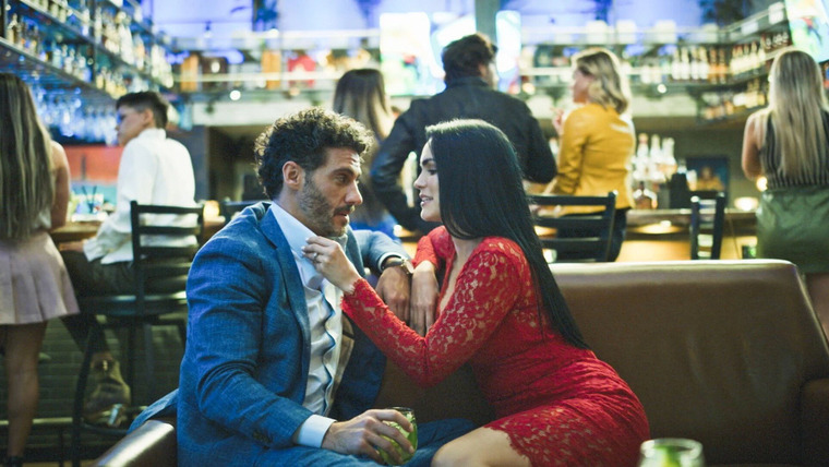 Сто дней, чтобы влюбиться — s01e03 — Plutarco estrena su libertad