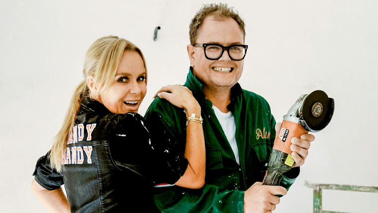 Amanda & Alan's Italian Job — s01e02 — Chapter Two -The Kitchen-