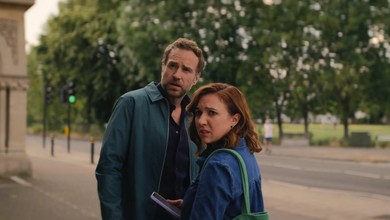 Не с первой попытки — s04e06 — Airport Run