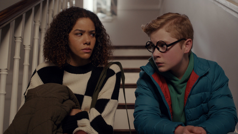 Ginny & Georgia — s03e02 — Beep Beep Freaking Beep