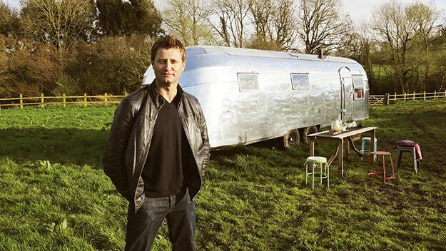 George Clarke's Amazing Spaces — s03e02 — Airstream Caravan and All Weather Camping